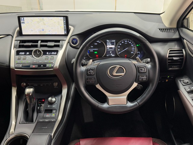 レクサス NX300h バージョンL