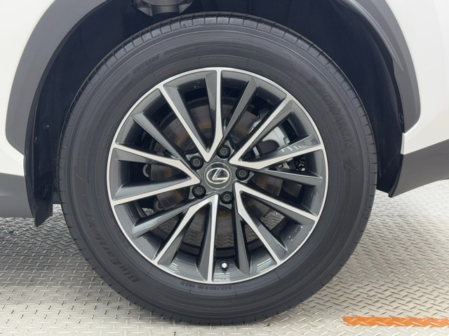 レクサス NX250