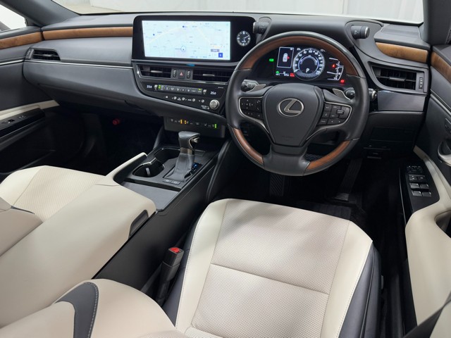 レクサス ES300h