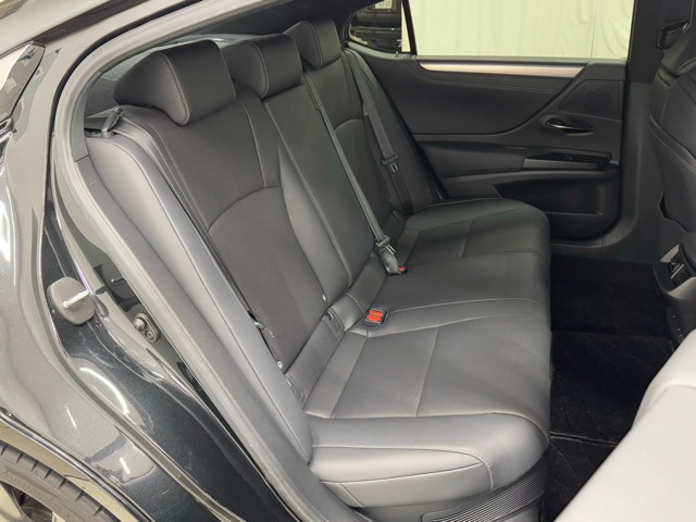 レクサス ES300h F SPORT