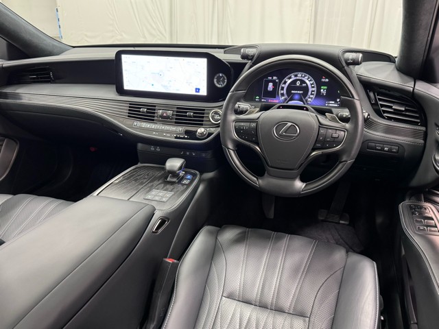 レクサス LS500h エグゼクティブアド