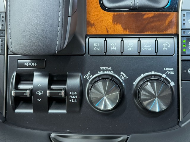 レクサス LX570
