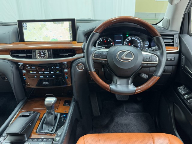 レクサス LX570