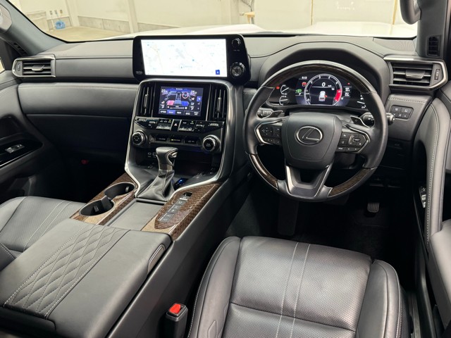 レクサス LX600 EXECUTIVE