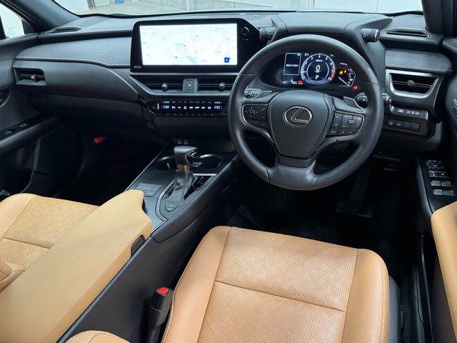 レクサス UX200 VER-L