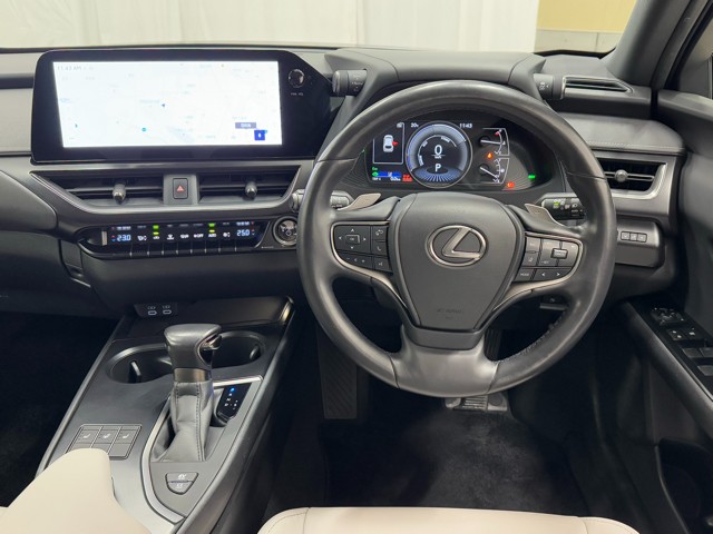 レクサス UX250h バージョンC