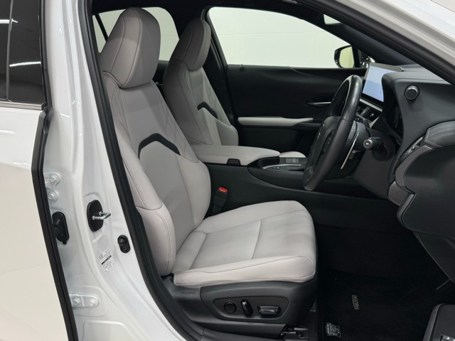 レクサス UX250h バージョンC