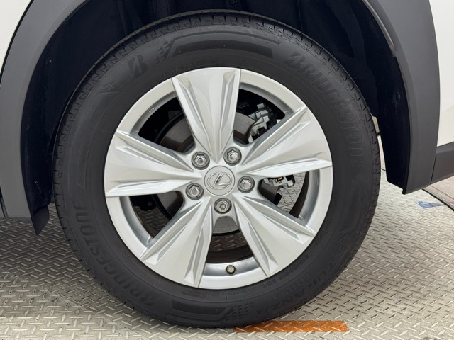 レクサス UX250h バージョンC