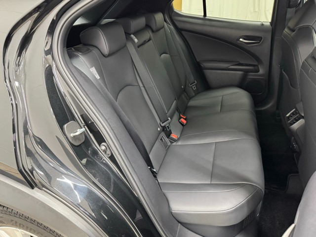 レクサス UX250h バージョンC