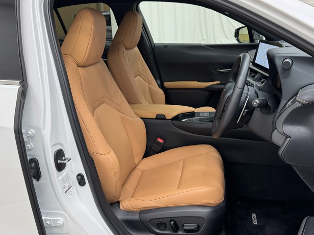レクサス UX250h バージョンC