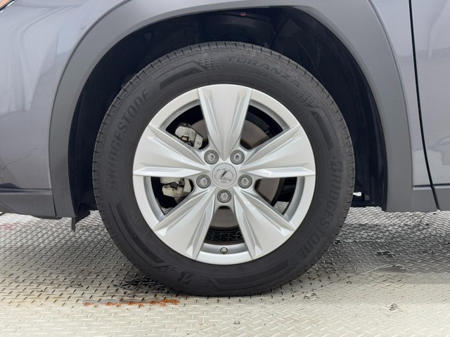 レクサス UX250h バージョンC