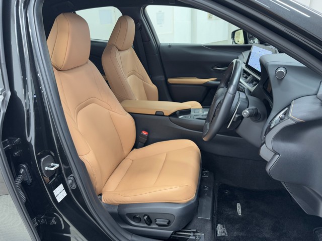 レクサス UX250h バージョンC