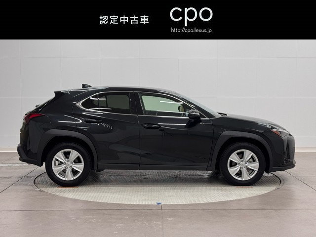 レクサス UX250h バージョンC