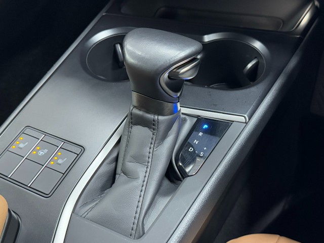 レクサス UX250h VER-C