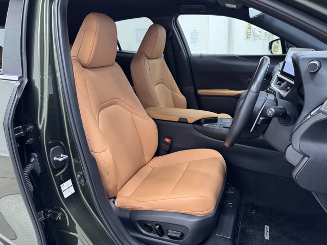 レクサス UX250h バージョンC