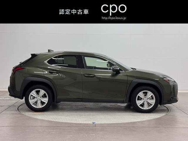 レクサス UX250h バージョンC