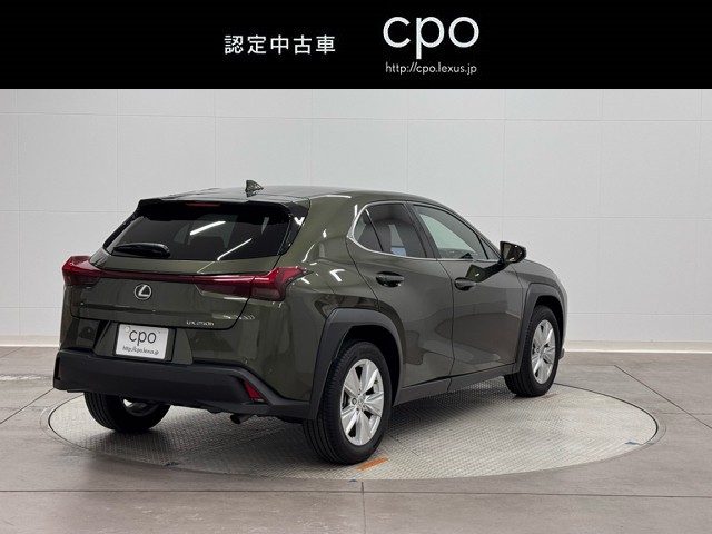 レクサス UX250h バージョンC