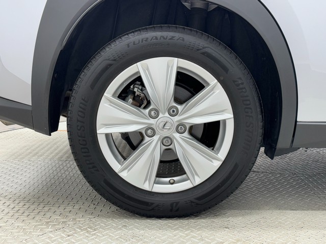レクサス UX250h バージョンC