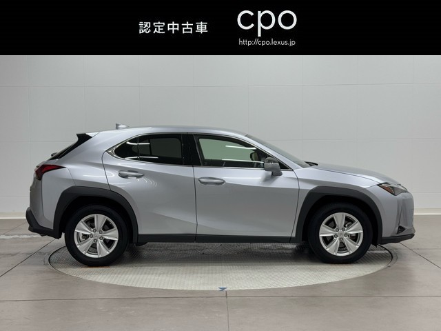 レクサス UX250h バージョンC