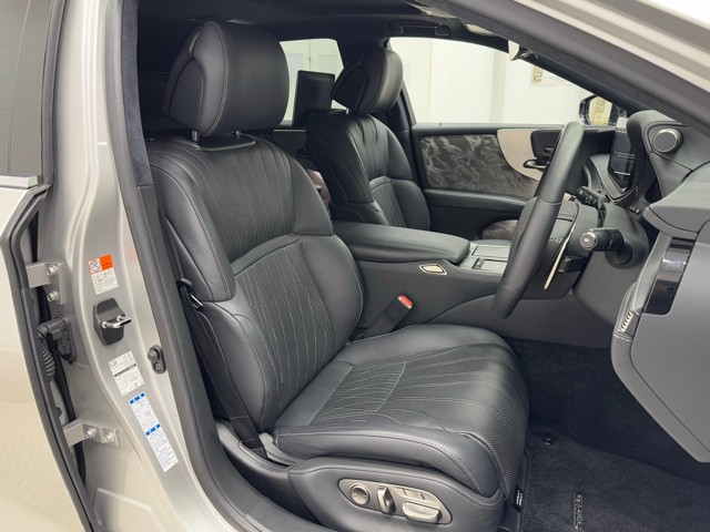 レクサス LS500h EXECTIVE