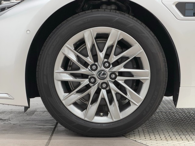 レクサス LS500h EXECTIVE