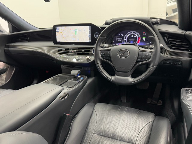 レクサス LS500h EXECTIVE