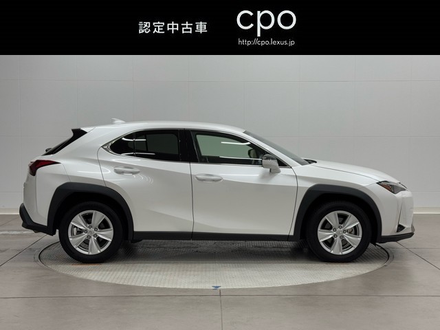 レクサス UX250h バージョンC