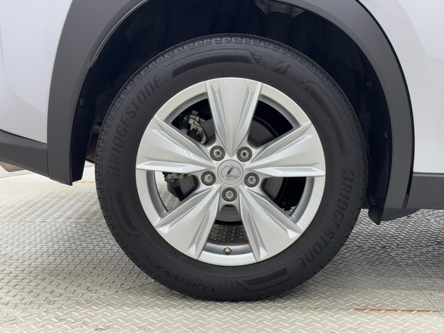 レクサス UX250h バージョンC