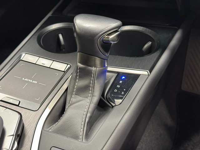 レクサス UX250h VER-L