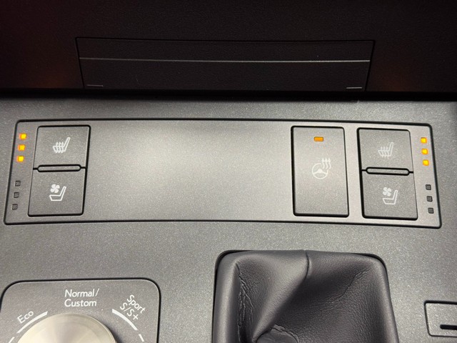 レクサス IS300h Fスポーツ