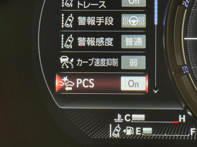 レクサス IS300h Fスポーツ
