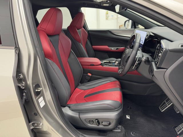 レクサス NX450h+ Fスポーツ