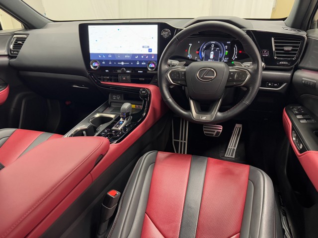 レクサス NX450h+ Fスポーツ