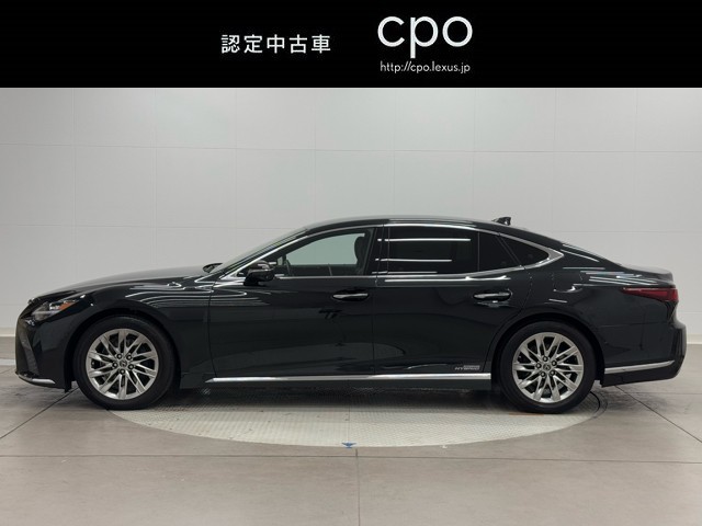 レクサス LS500h EXECUTIVE゛