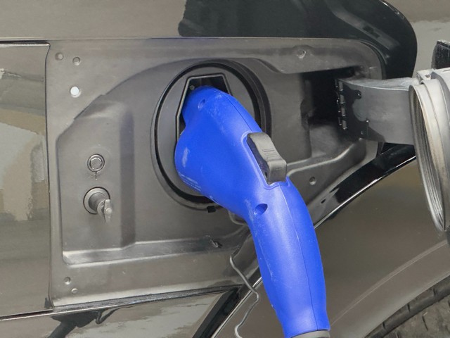 レクサス RZ450e バージョンL