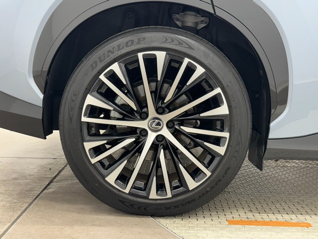 レクサス RZ450e バージョンL