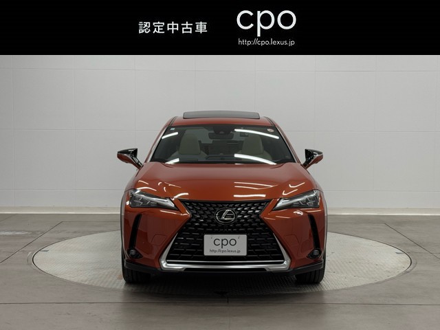 レクサス UX300e バージョンL