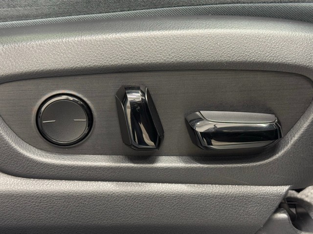 レクサス RZ450e バージョンL