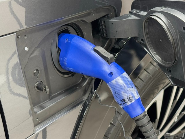 レクサス RZ450e バージョンL