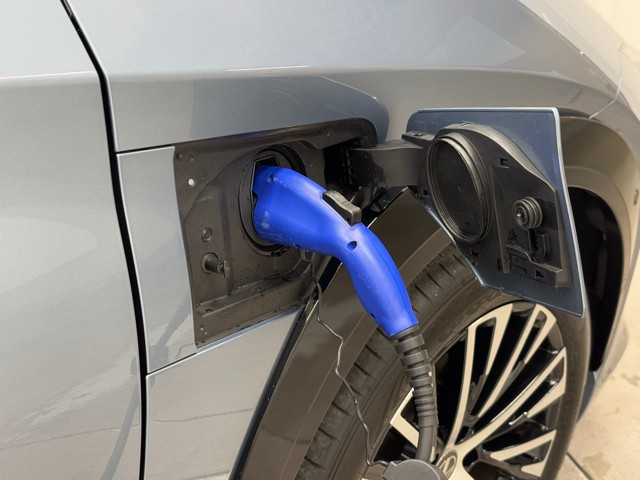 レクサス RZ450e バージョンL