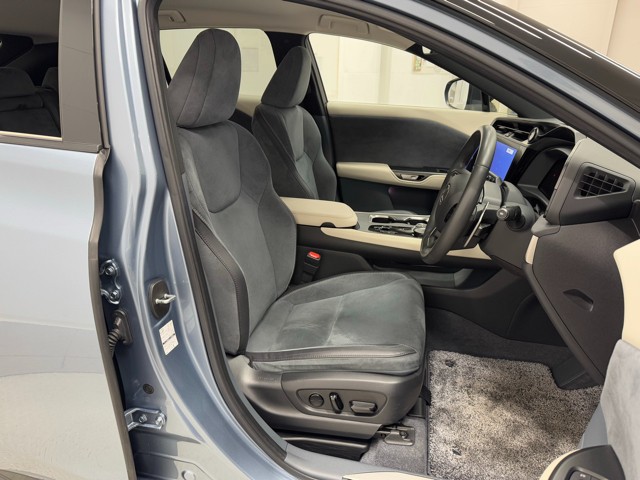 レクサス RZ450e バージョンL