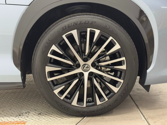 レクサス RZ450e バージョンL