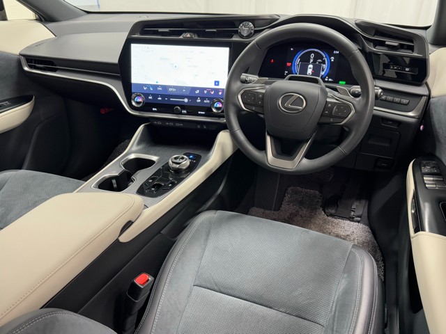 レクサス RZ450e バージョンL