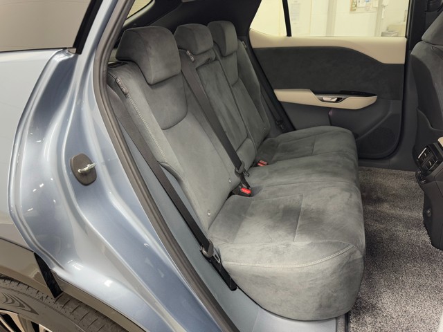 レクサス RZ450e バージョンL