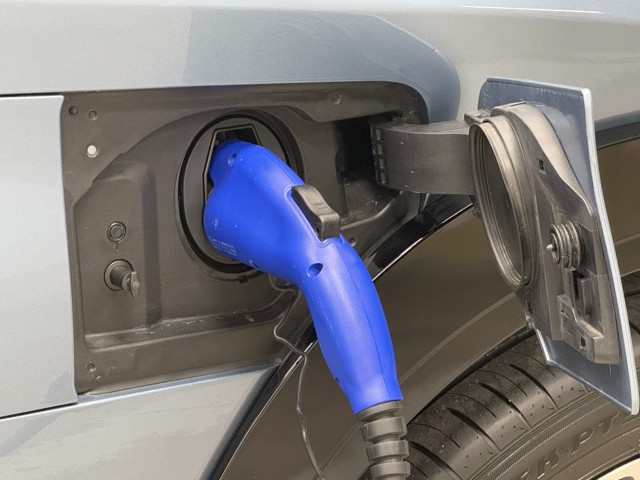 レクサス RZ450e バージョンL