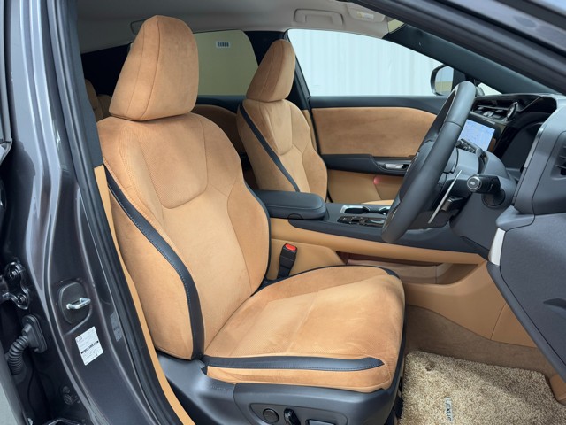 レクサス RZ450e バージョンL