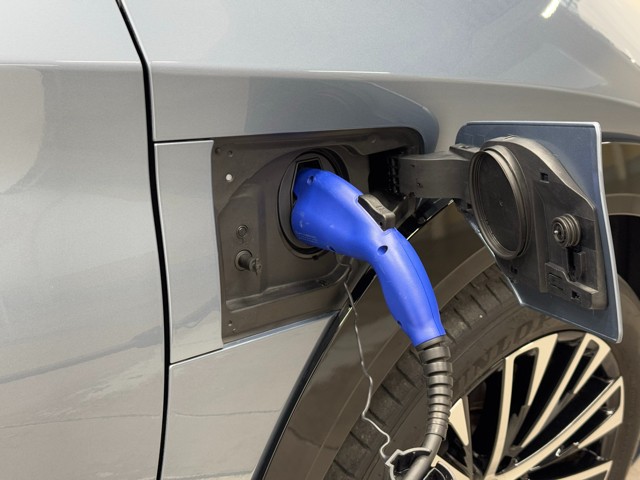 レクサス RZ450e バージョンL