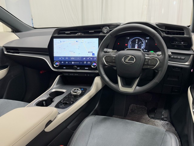 レクサス RZ450e バージョンL