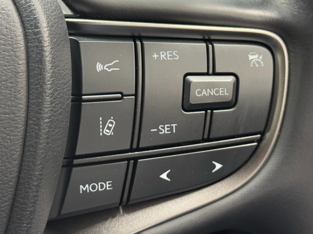 レクサス UX300e バージョンC