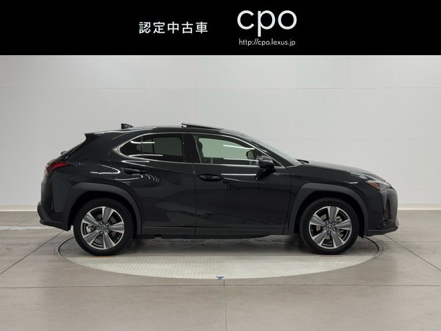 レクサス UX300e バージョンL